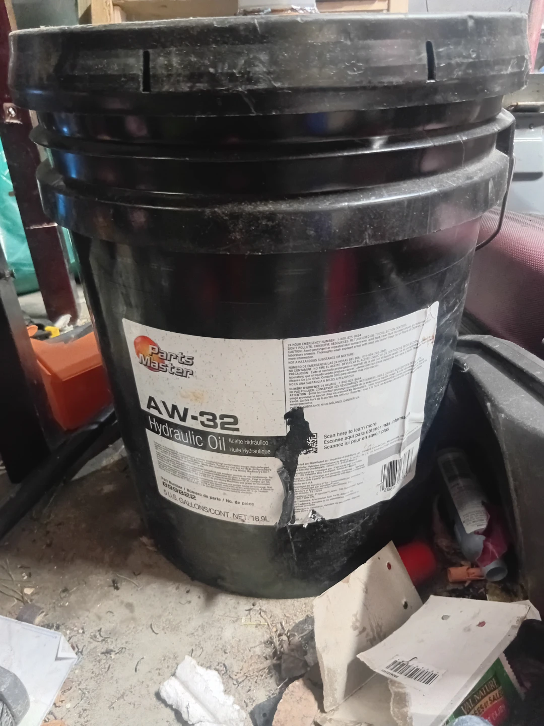 Parts Master AW-32 Hydraulic Oil 5 Gallons