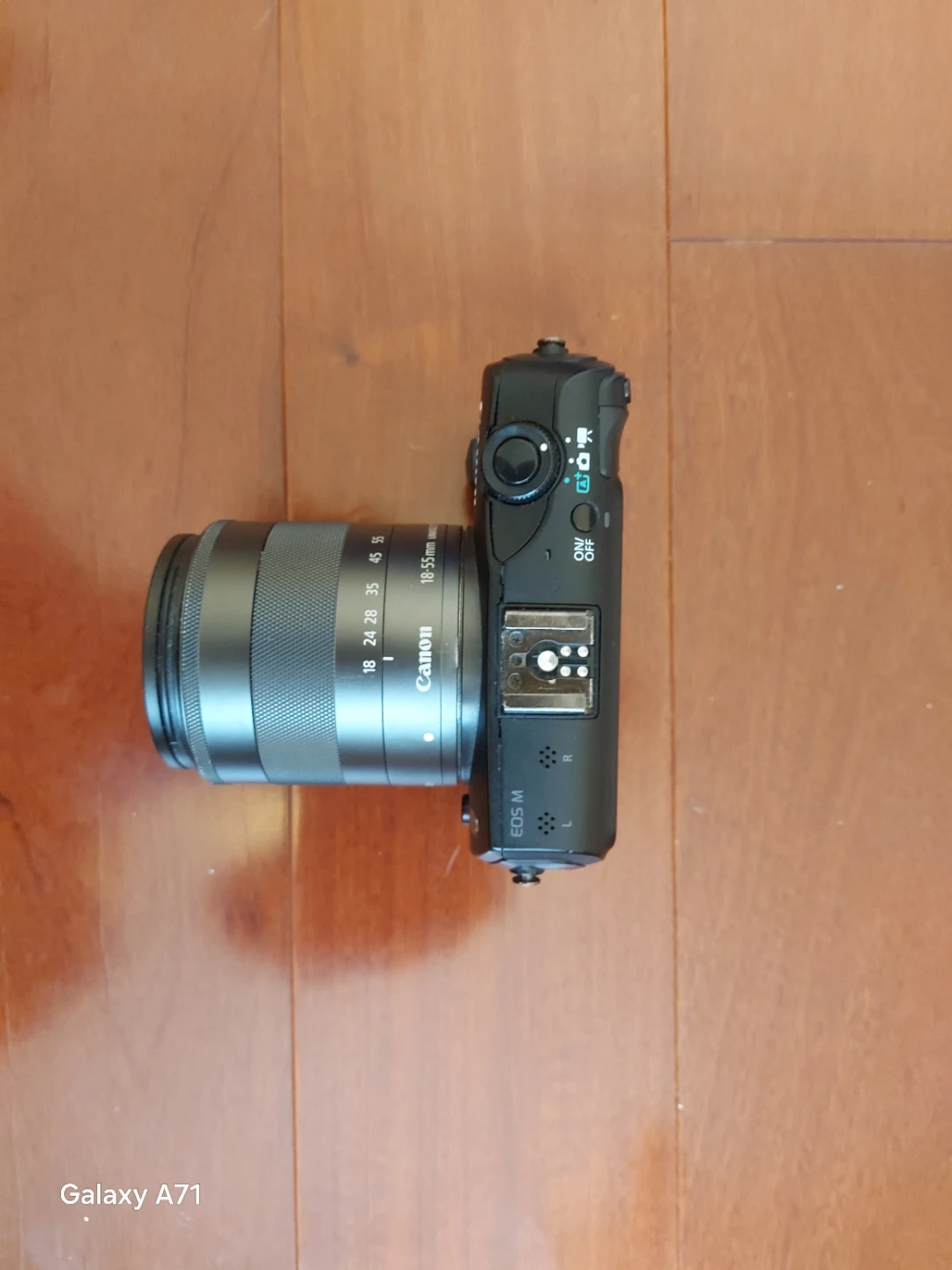 Canon EOS M Mirrorless Camera kit with 18-55mm Lens - photo 4
