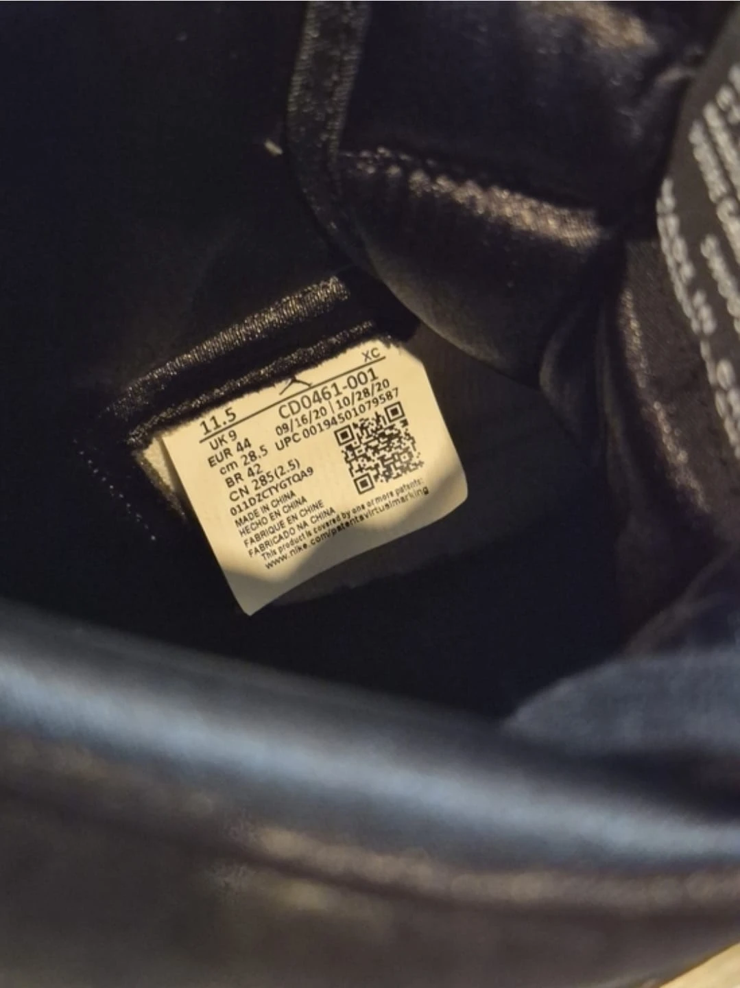 Nike Air Jordan 1 High Sneakers - photo 5