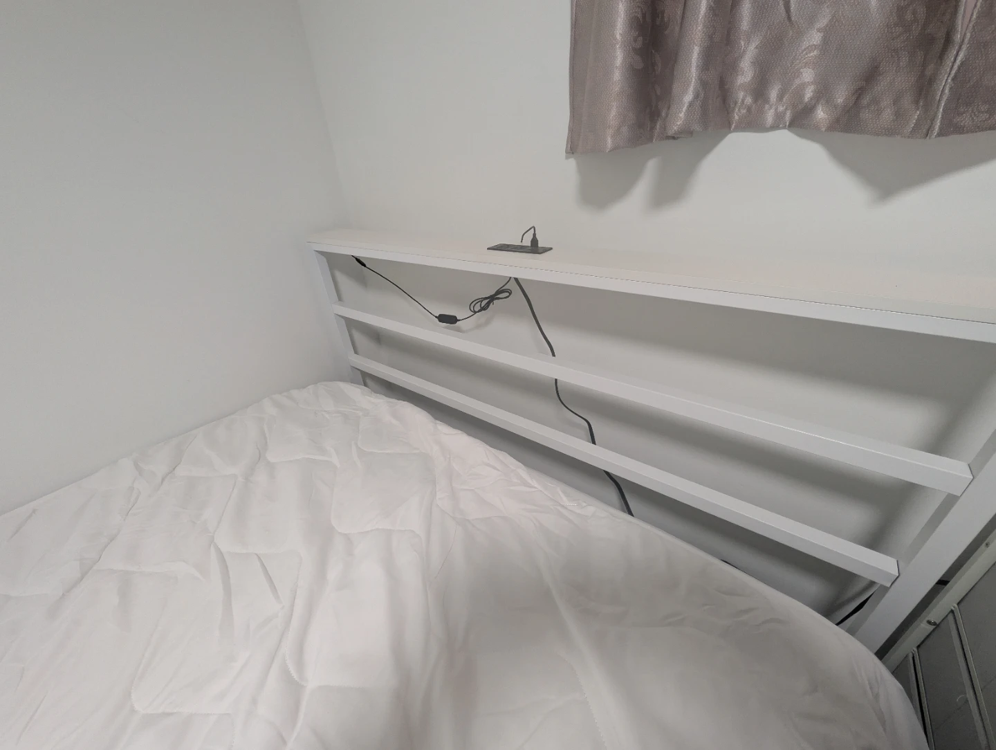 Brand New  Full size White Metal Bed Frame with New mattress - photo 4