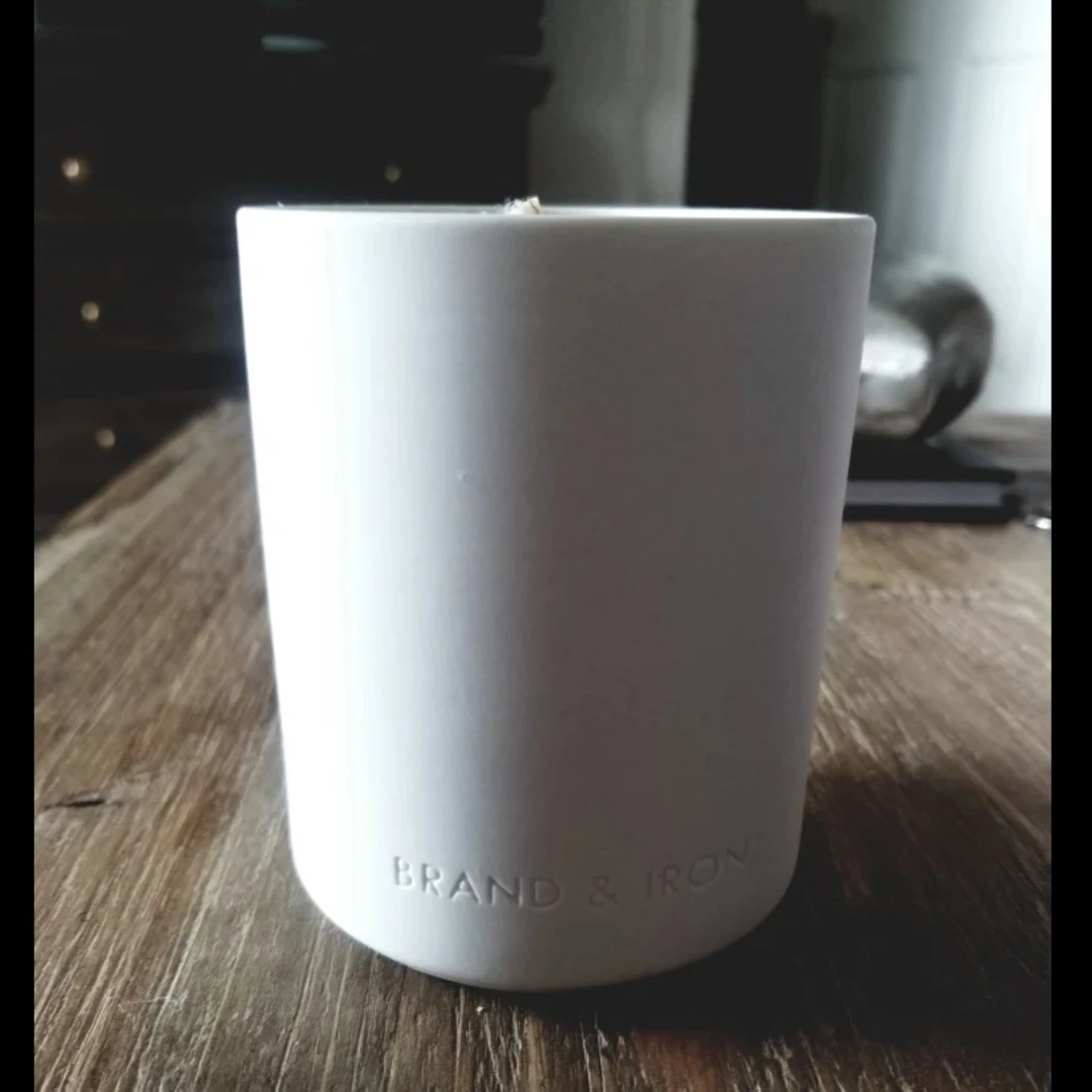 NEW Brand & Iron Zephyr Soy Candle 8oz | Non-Toxic