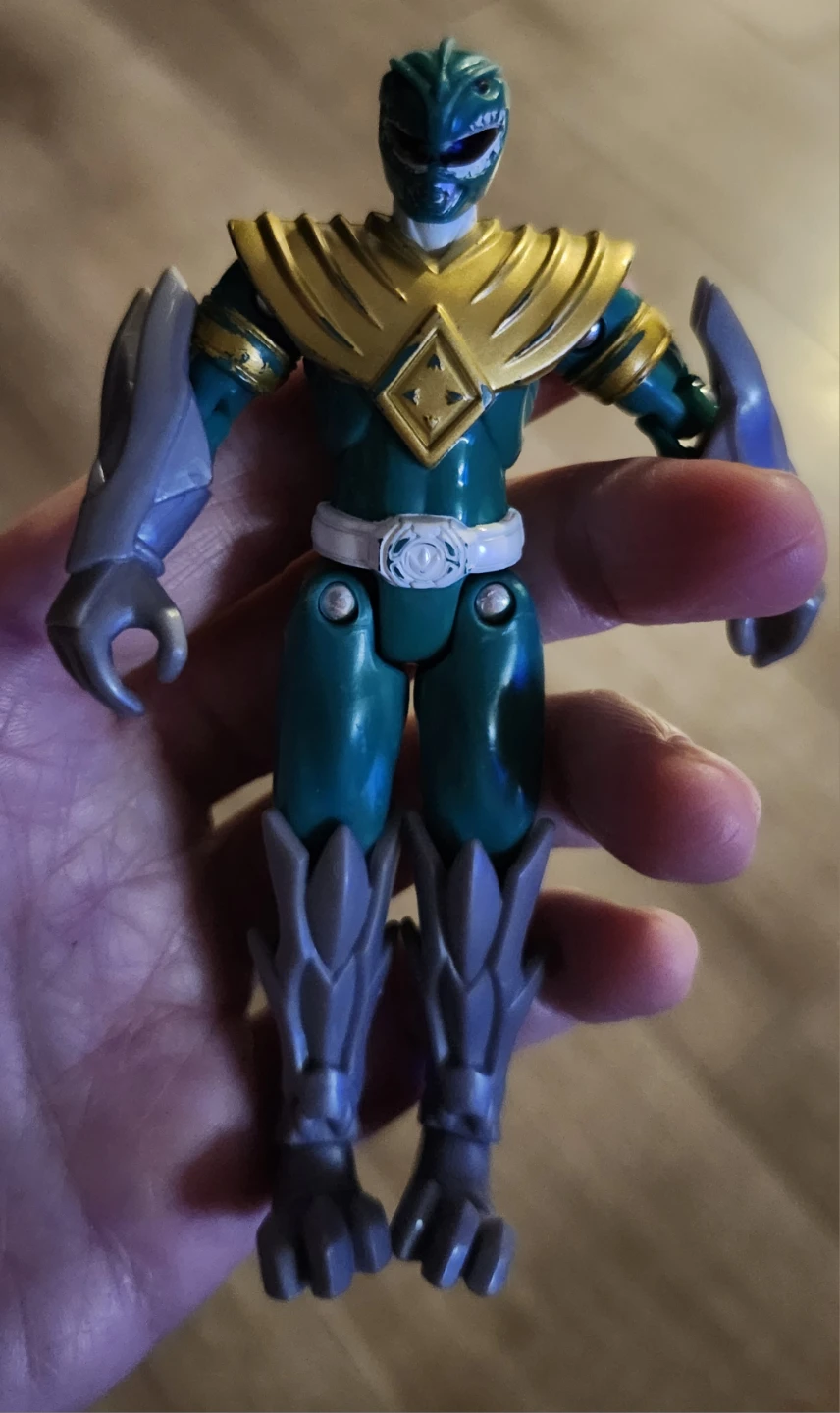 $5 figurine