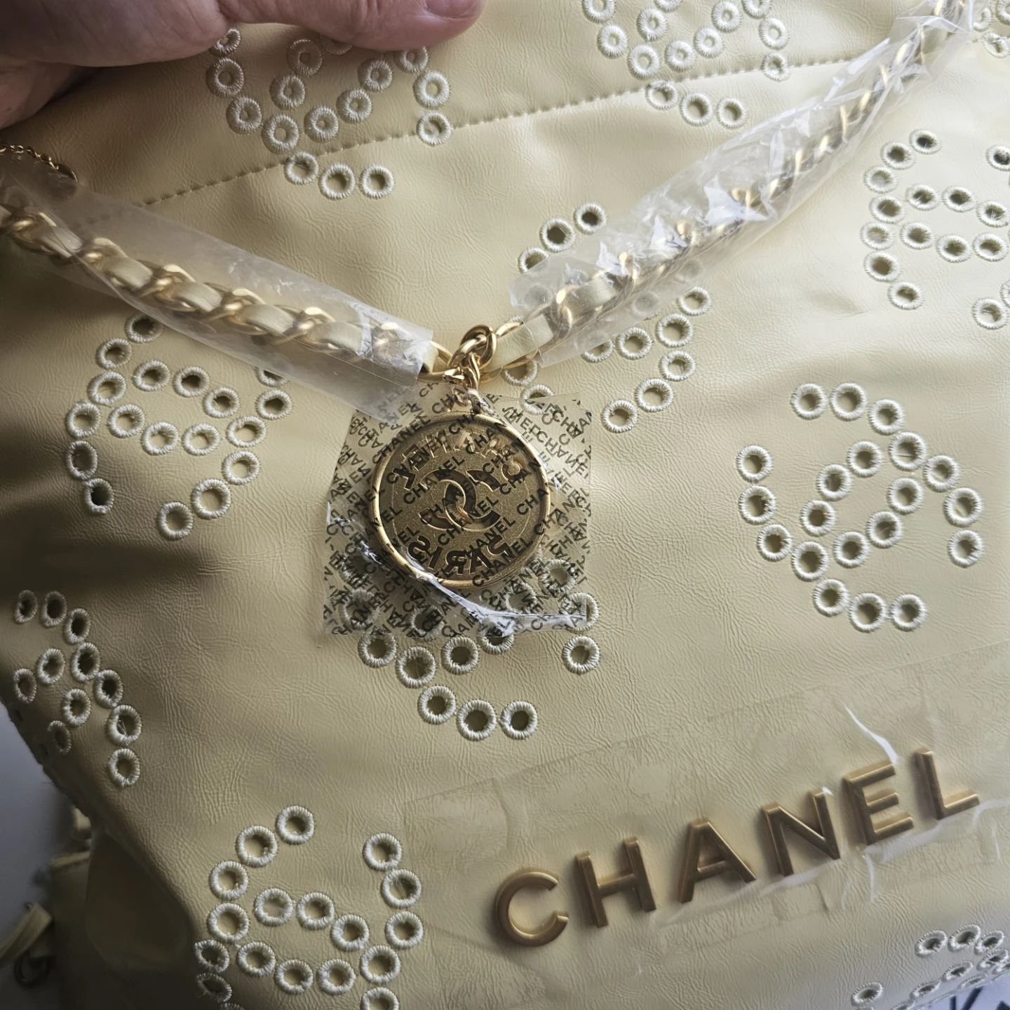CHANEL 2.55 Medium Gold Bag - photo 5