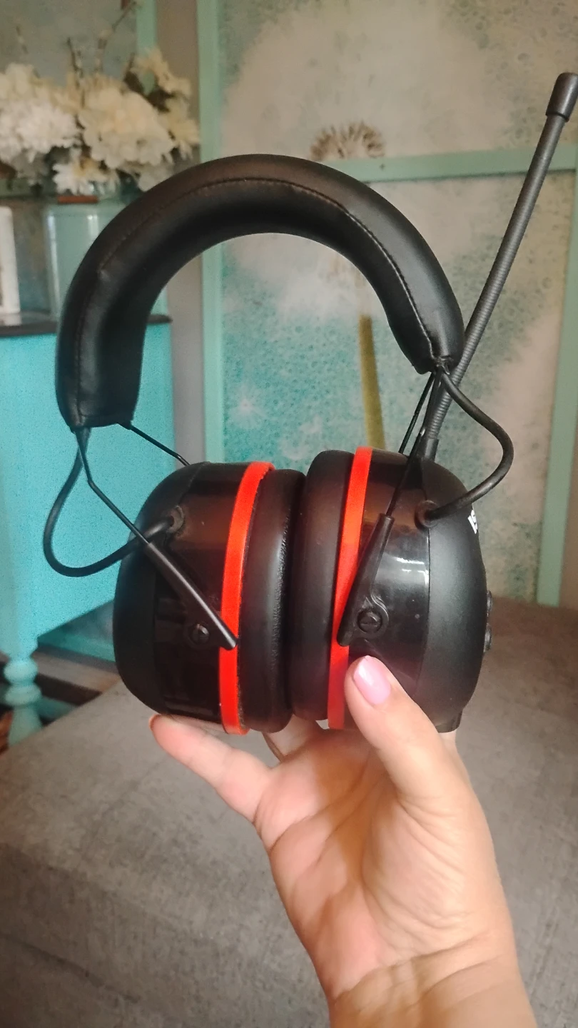ISOtunes IT-91CT AirDefender AM/FM Ear Defenders