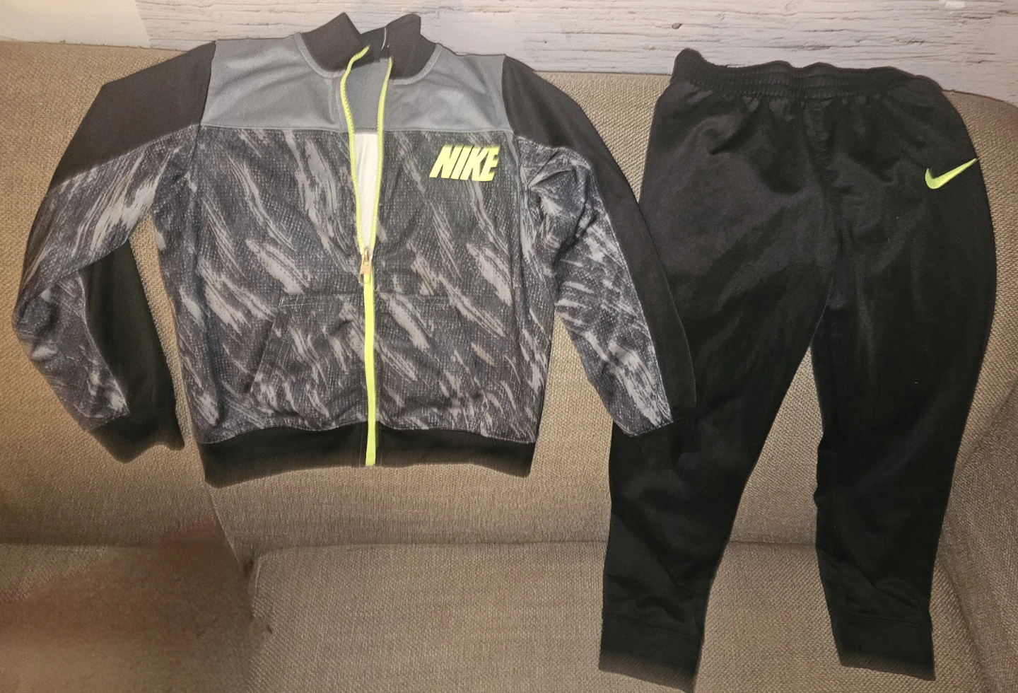 Nike Tracksuit Set.