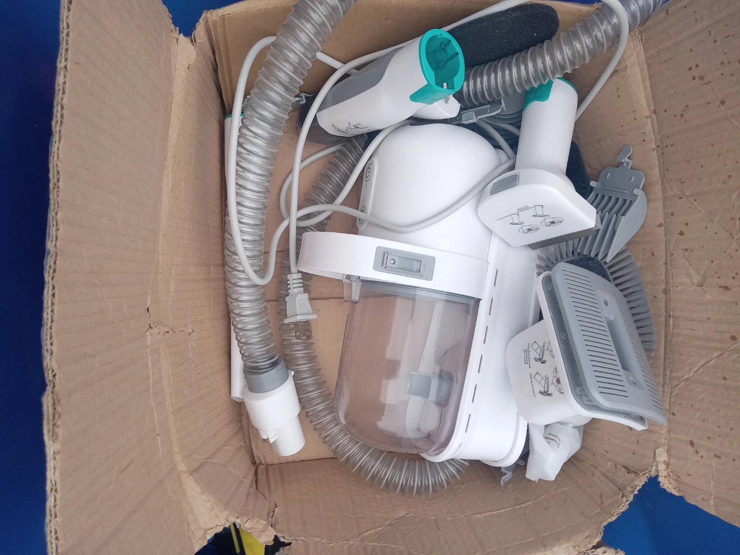 Pet Grooming Kit & Vacuum - photo 2