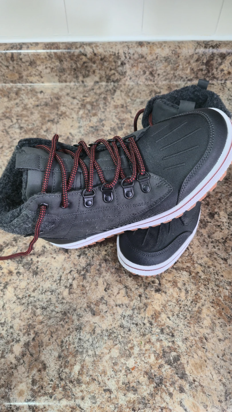 Black Insulated Winter Boots Size 8 - photo 2