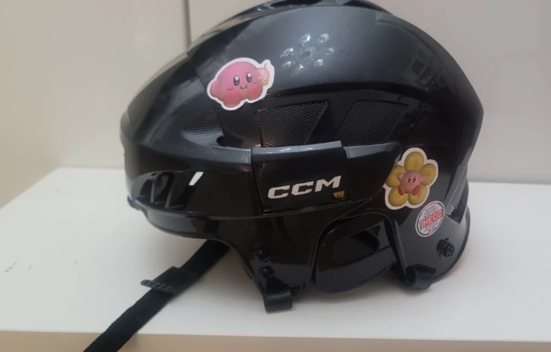 CCM Hockey Helmet - photo 2