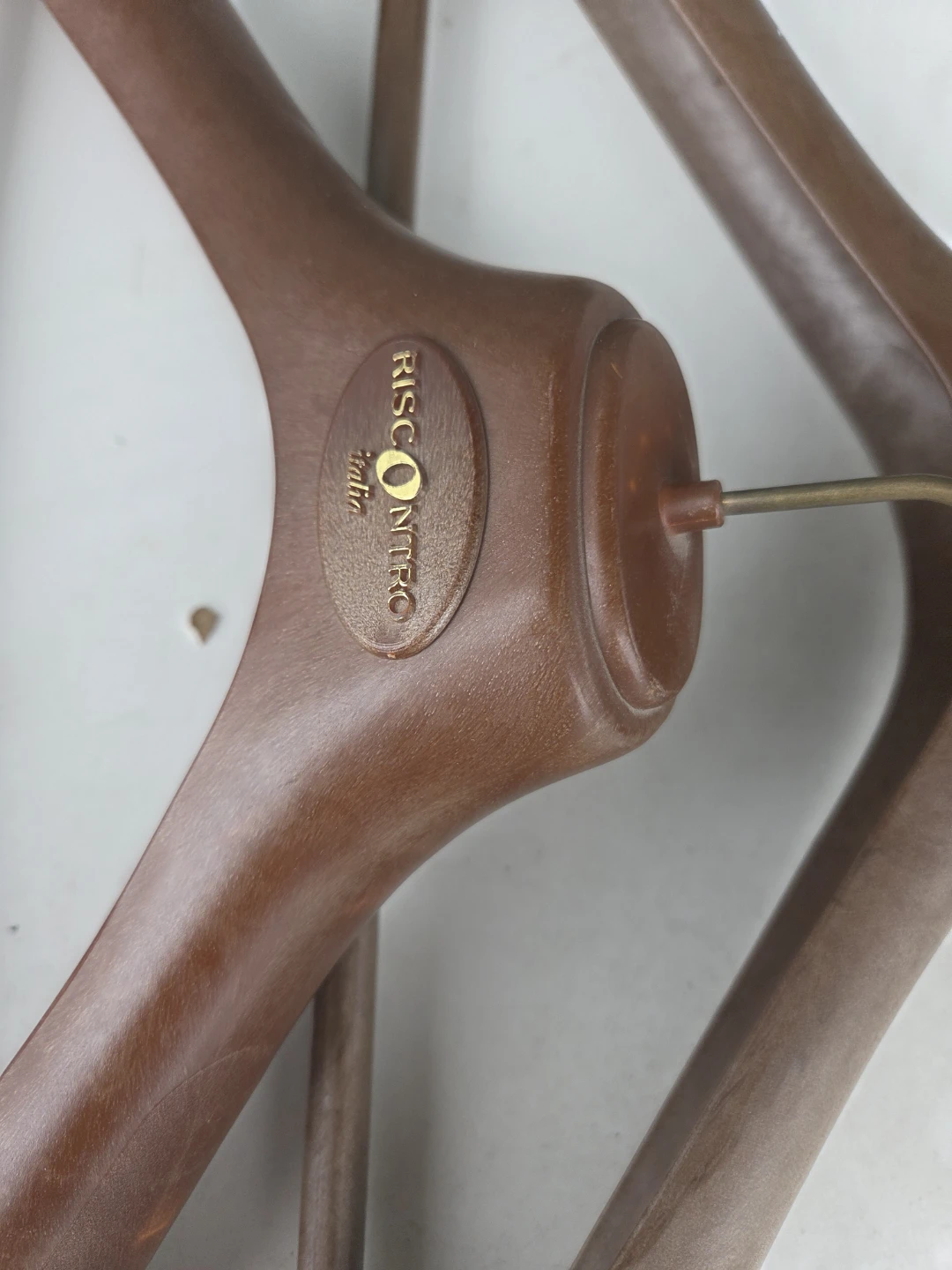 Riscottero Italia Wooden Suit Hangers (2) - photo 2