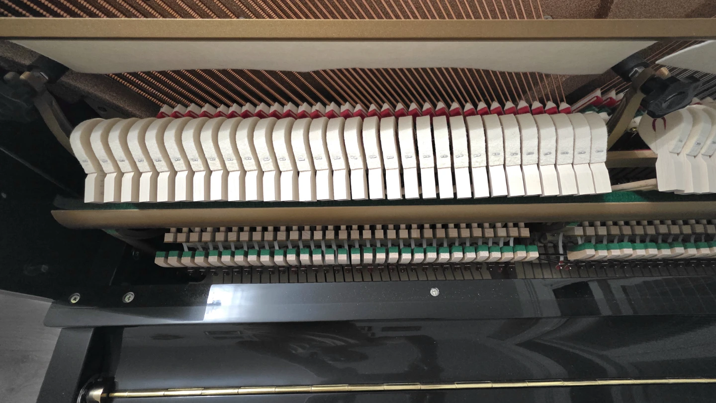 Hoffmann & Kühne Upright Piano - photo 3