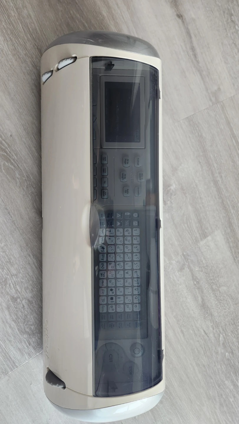 Cricut Expression Personal Electronic Cutting Machine