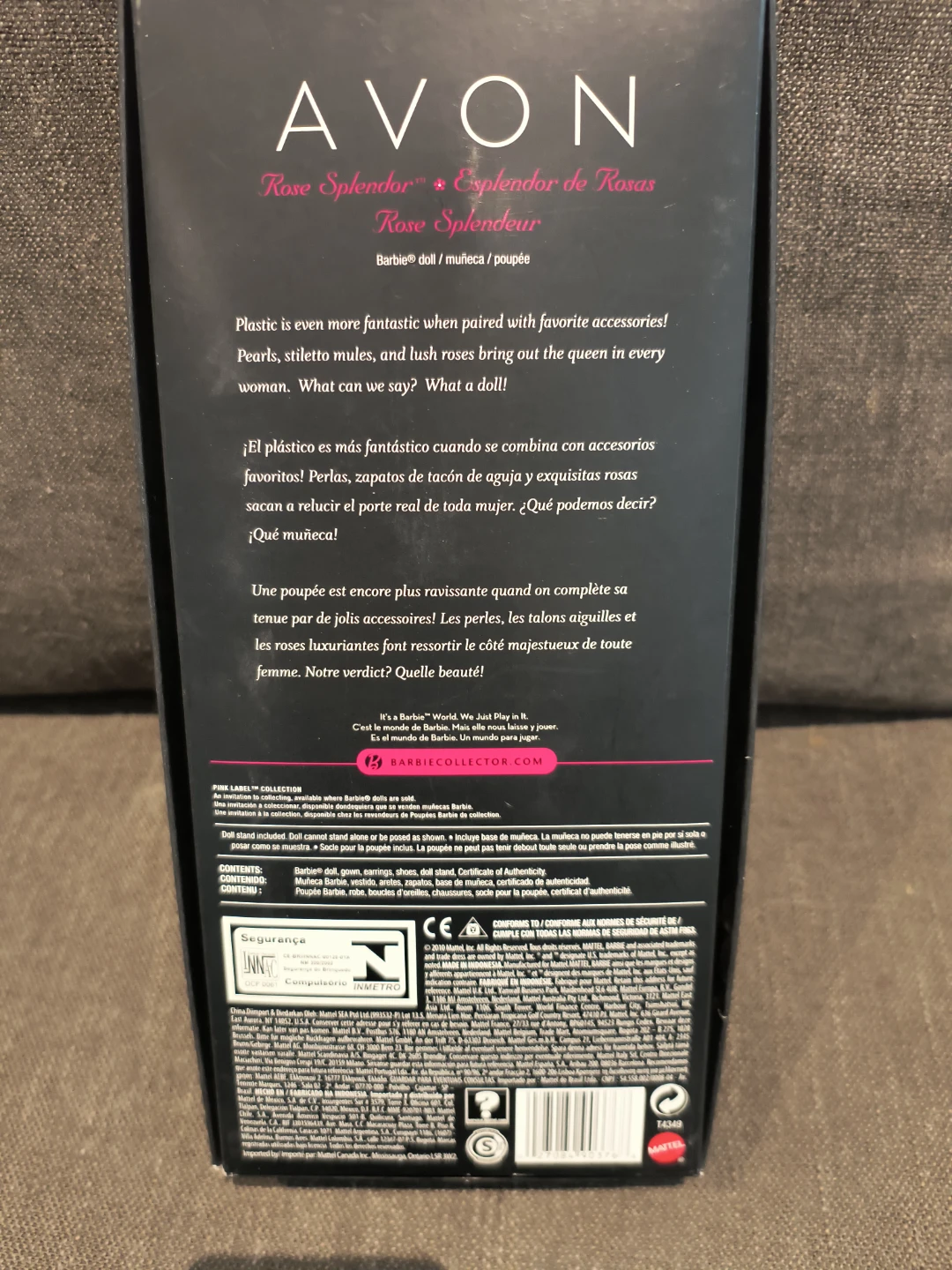 Barbie Collector Rose Splendour Doll - photo 3