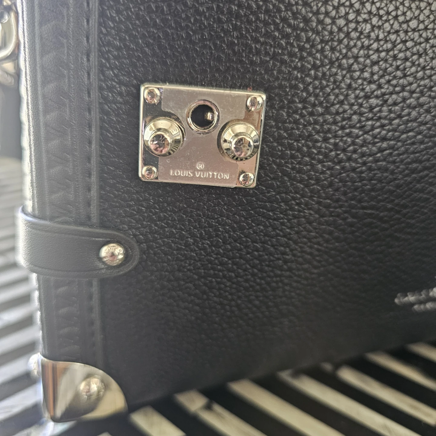 Louis Vuitton Black Leather  Trunk Bag - photo 4