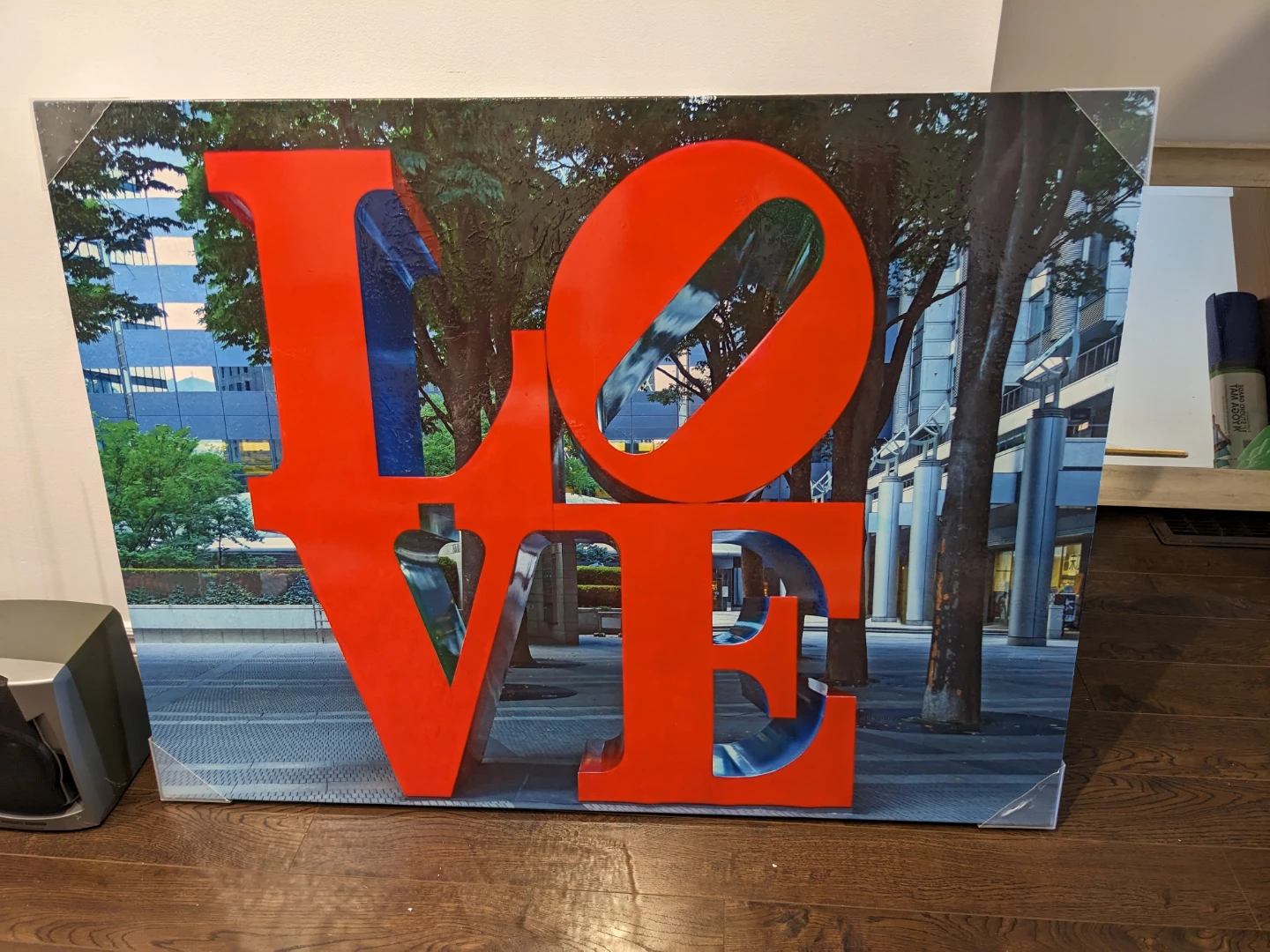 Red LOVE Wall Art Canvas - photo 2
