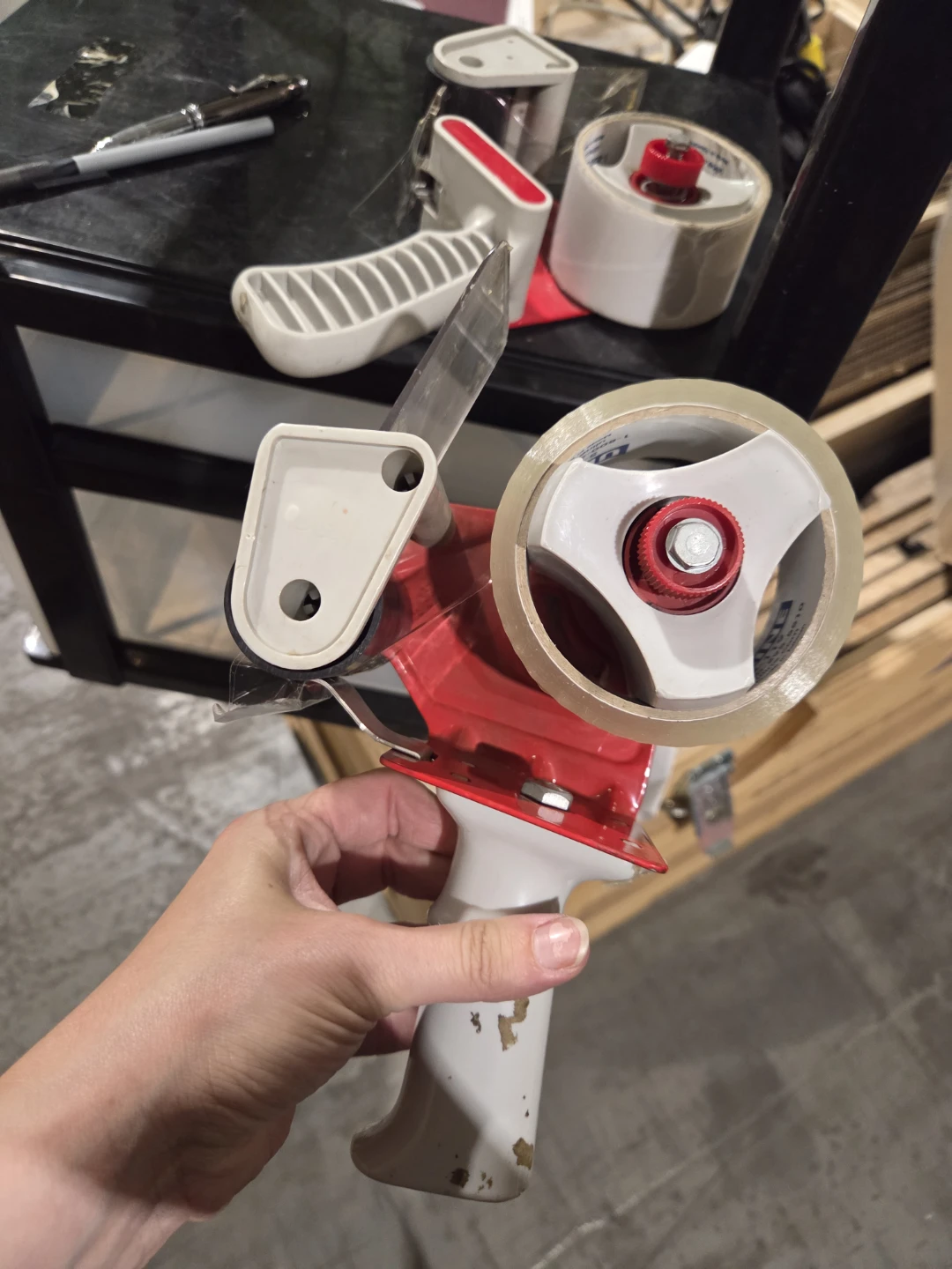 Heavy Duty Tape Dispenser