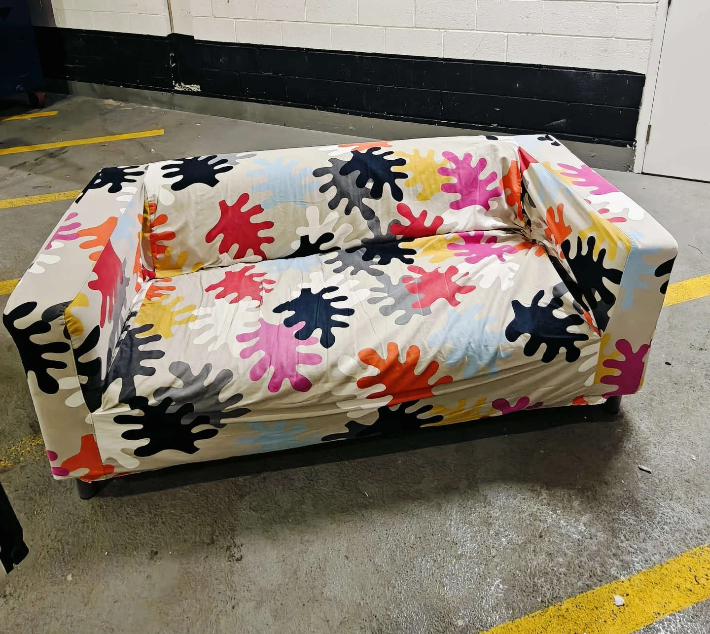 IKEA KLIPPAN Loveseat