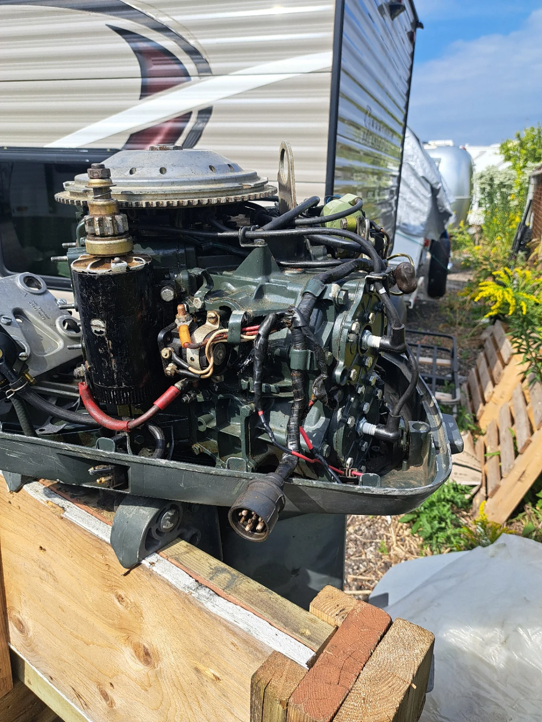 Johnson 100 Outboard Motor - photo 4