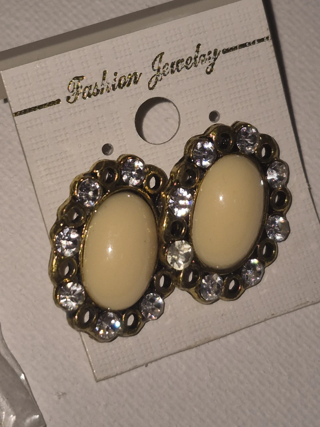 Vintage Style Oval Earrings with Rhinestones - photo 2