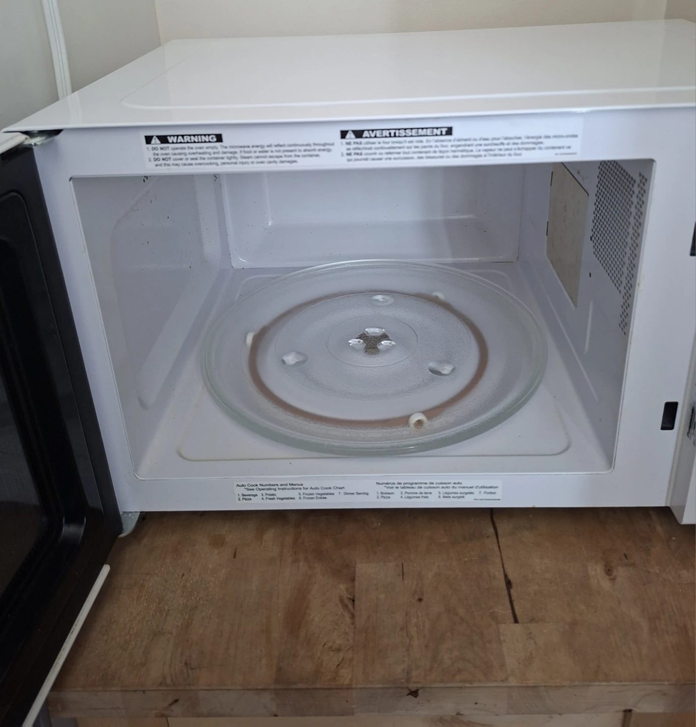 Panasonic Microwave Oven NN-SG361W - photo 2