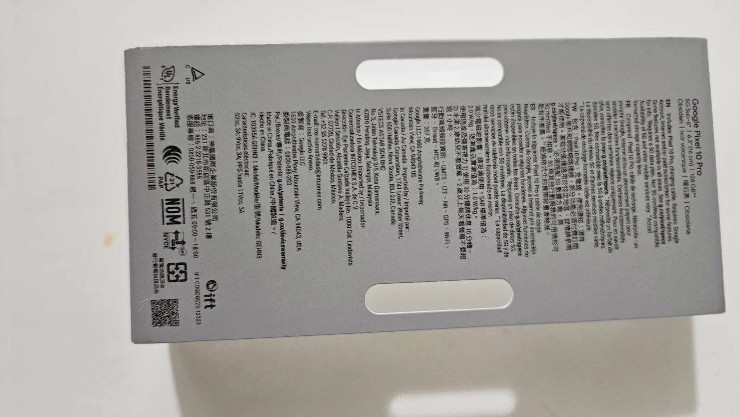 Google pixel 10 pro phone - photo 3
