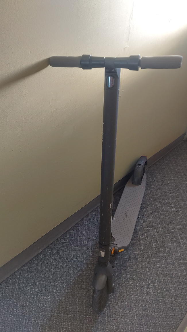40$(PARTS SCOOTER)Segway Ninebot E45 Electric Scooter