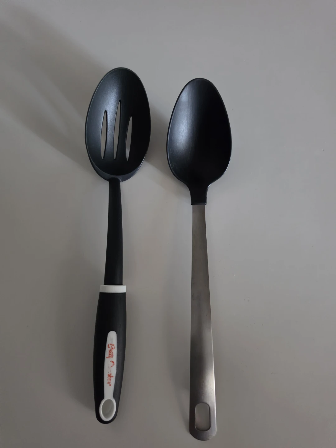 Cooking spoons