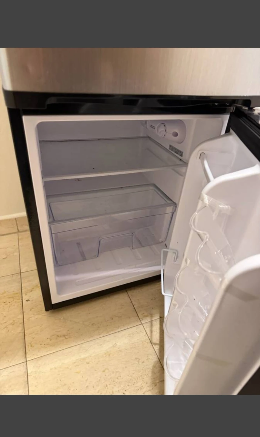 (FREE DELIVERY) Mini Fridge - photo 2