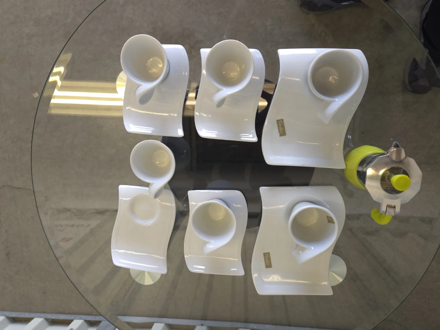 Mini Pot with 6 Cups and Saucers - photo 3