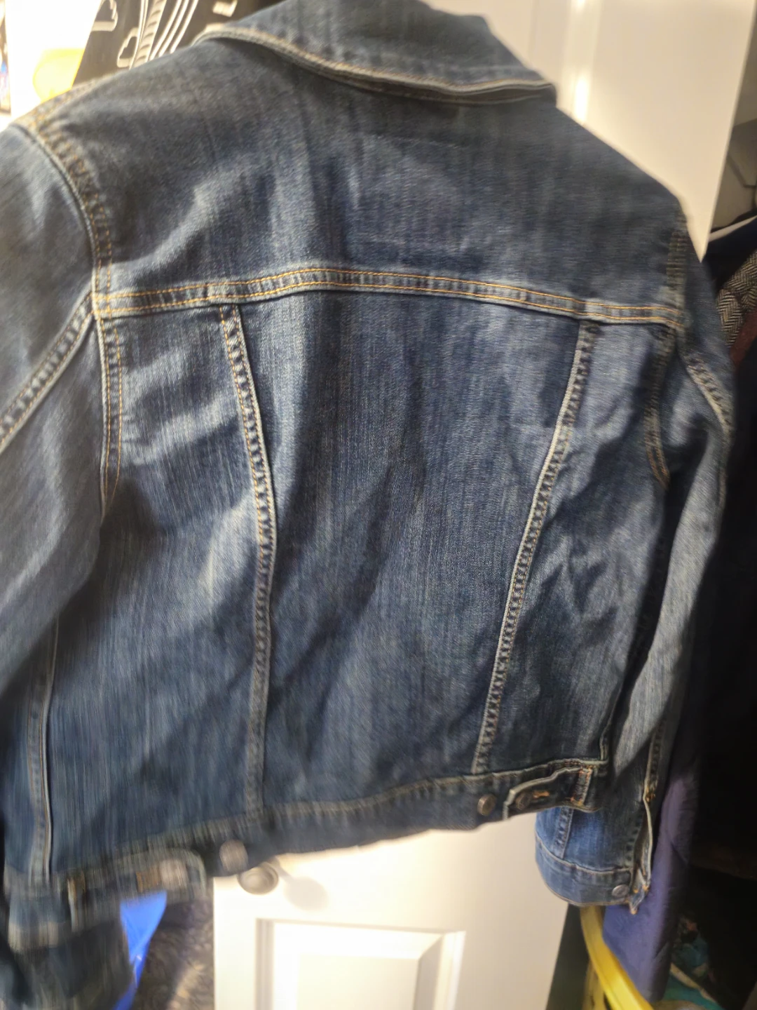Small blue jean jacket - photo 2