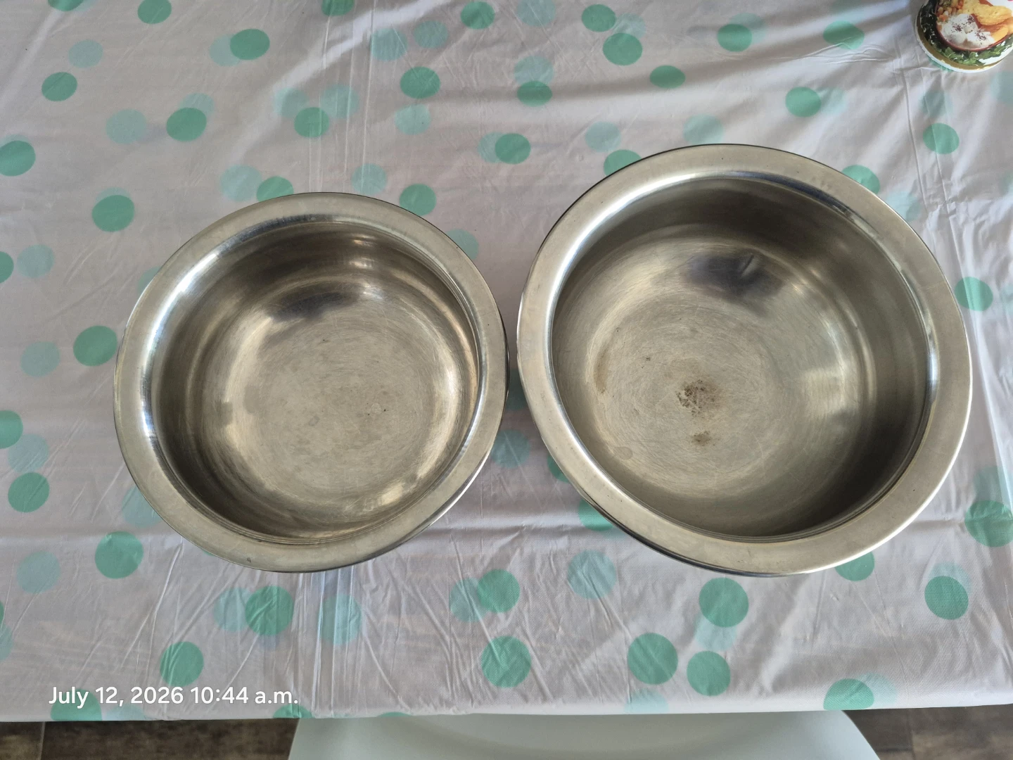 Set of 2 Stainless Steel Bowls with Copper Bottoms