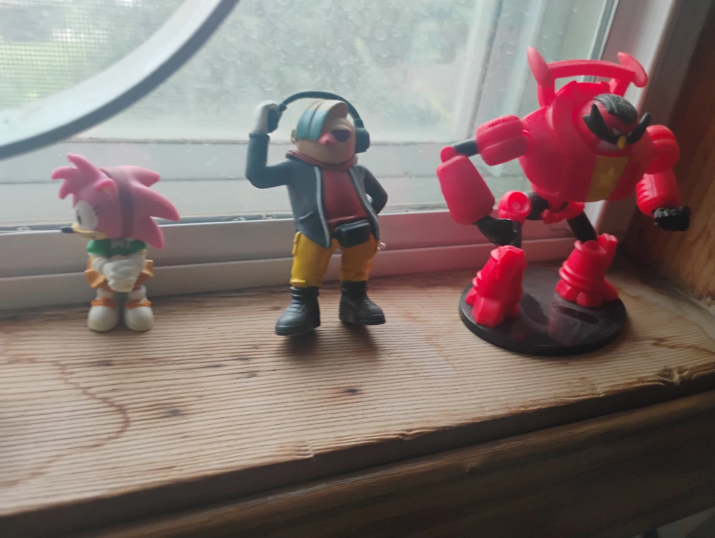 Sonic figurines