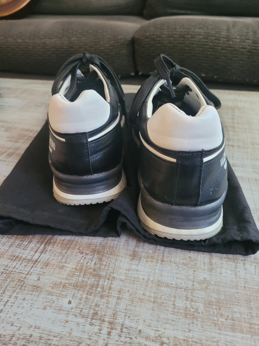 Valentino Garavani Black Leather Sneakers Size 43 - photo 4
