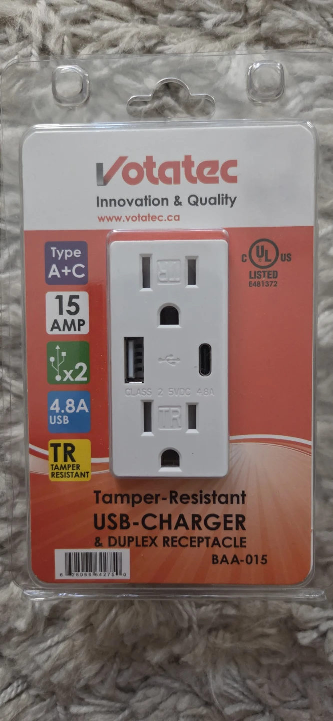 Votatec Tamper-Resistant USB-Charger & Duplex Receptacle BAA-015
