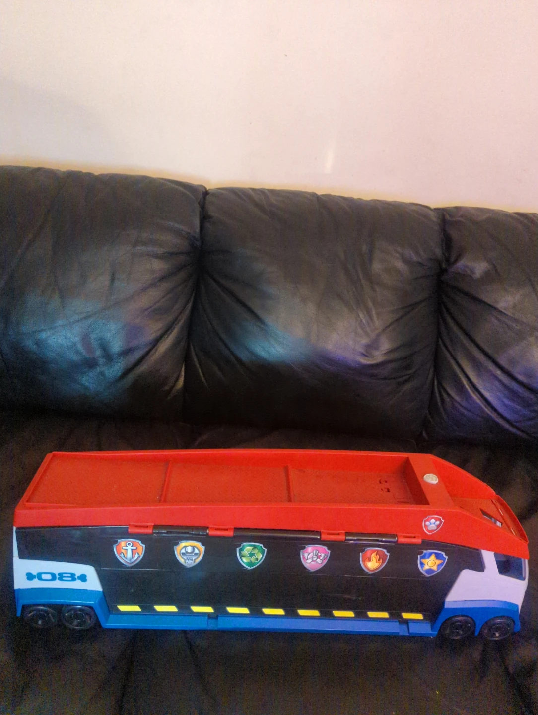 Paw Patrol Ultimate Rescue Fire Truck Toy