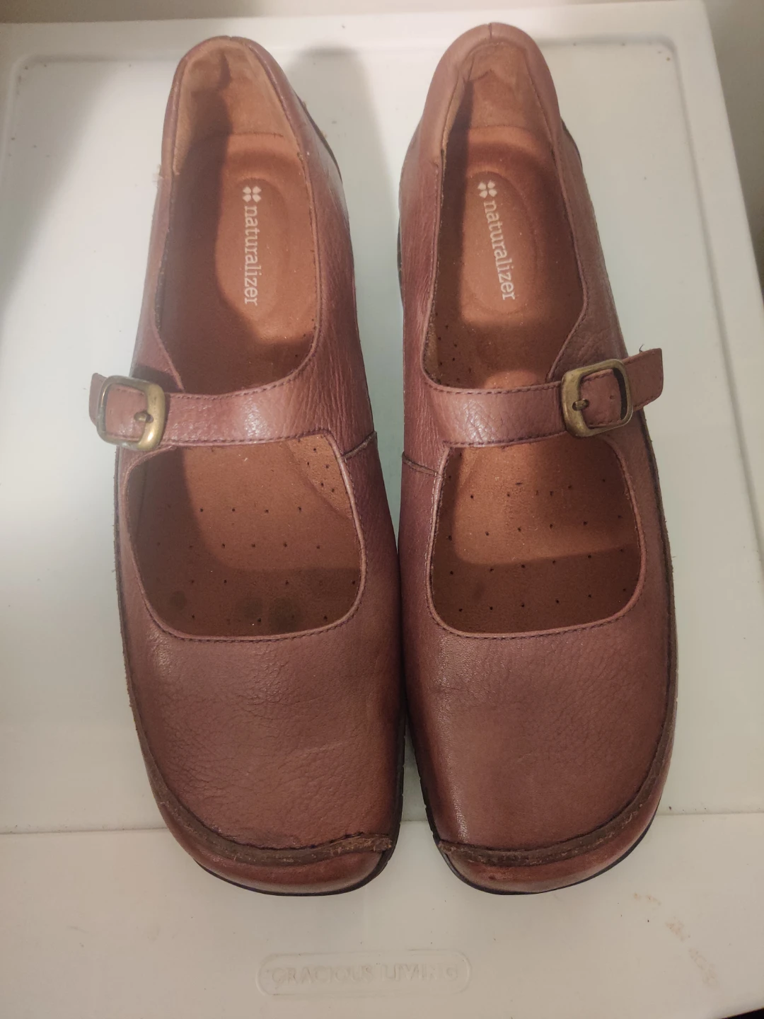 Naturalizer leather shoes