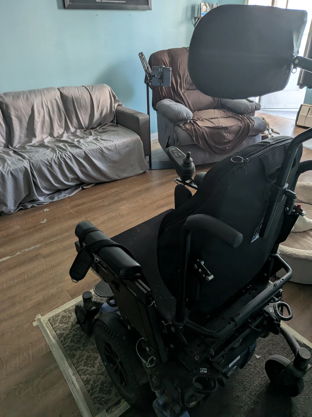 Pride Jazzy Power Wheelchair - photo 3