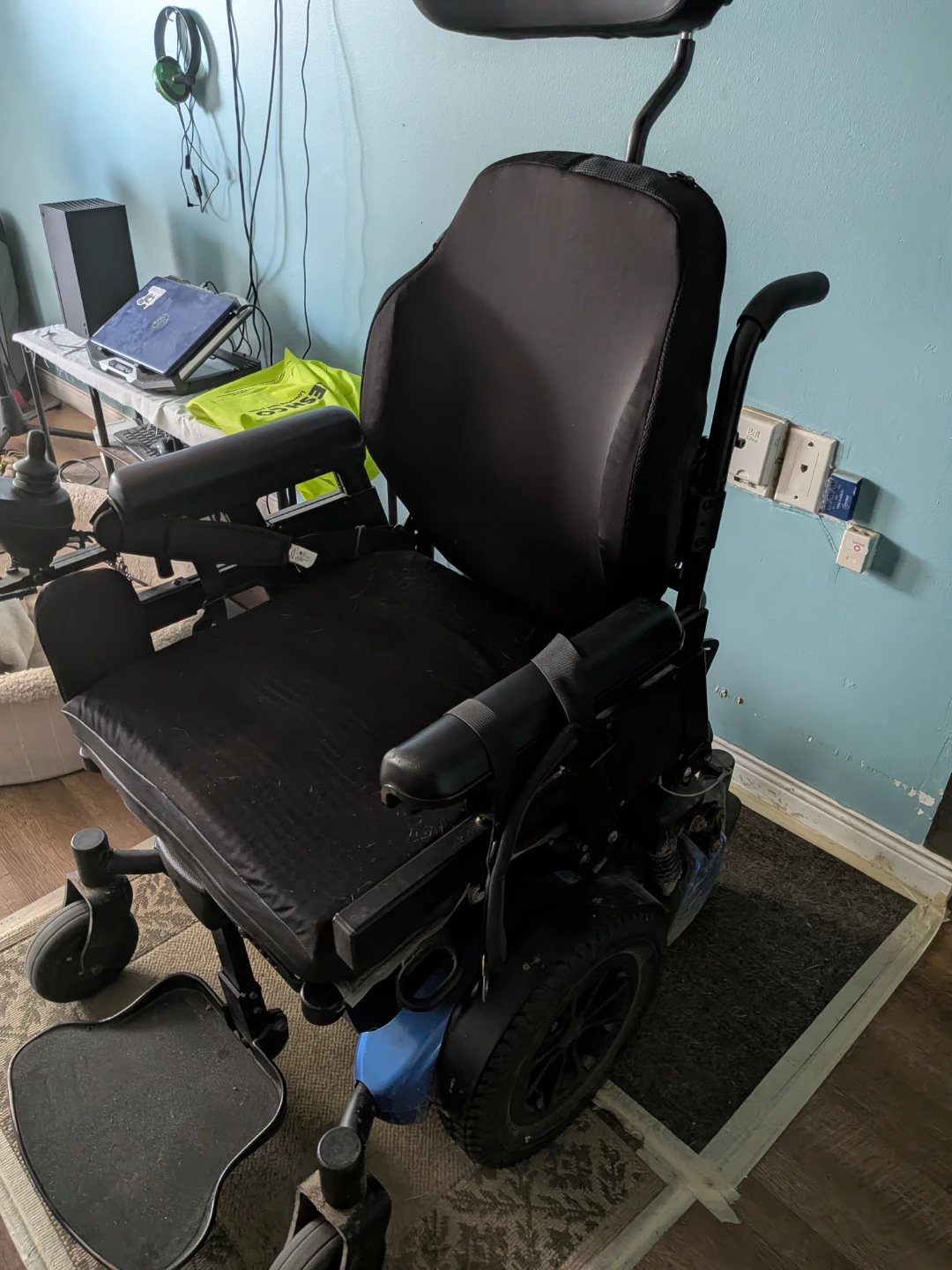 Pride Jazzy Power Wheelchair - photo 4