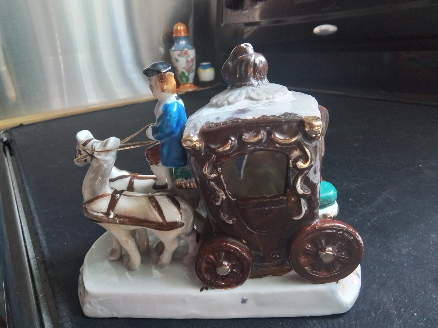 Mid-Century Japanese Porcelain Horse-Drawn Carriage Figurine - photo 2