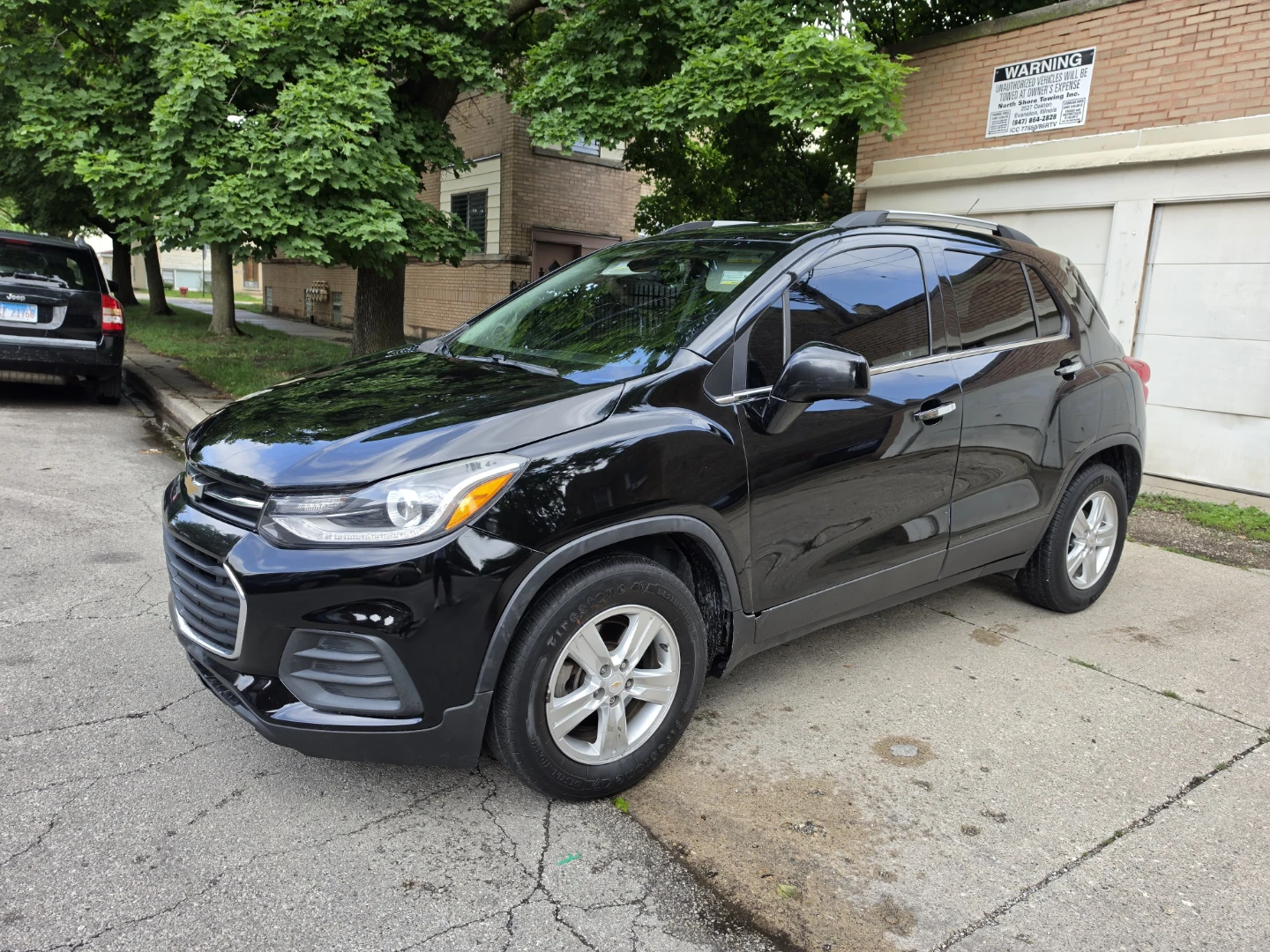 Black Chevrolet Trax LT SUV - photo 3