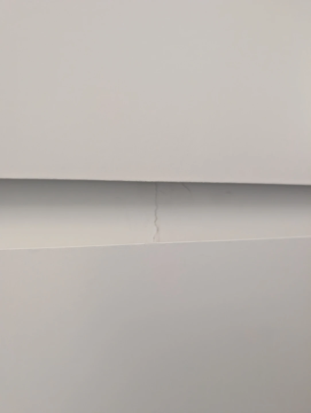 Ikea 4-Drawer Dresser - photo 2