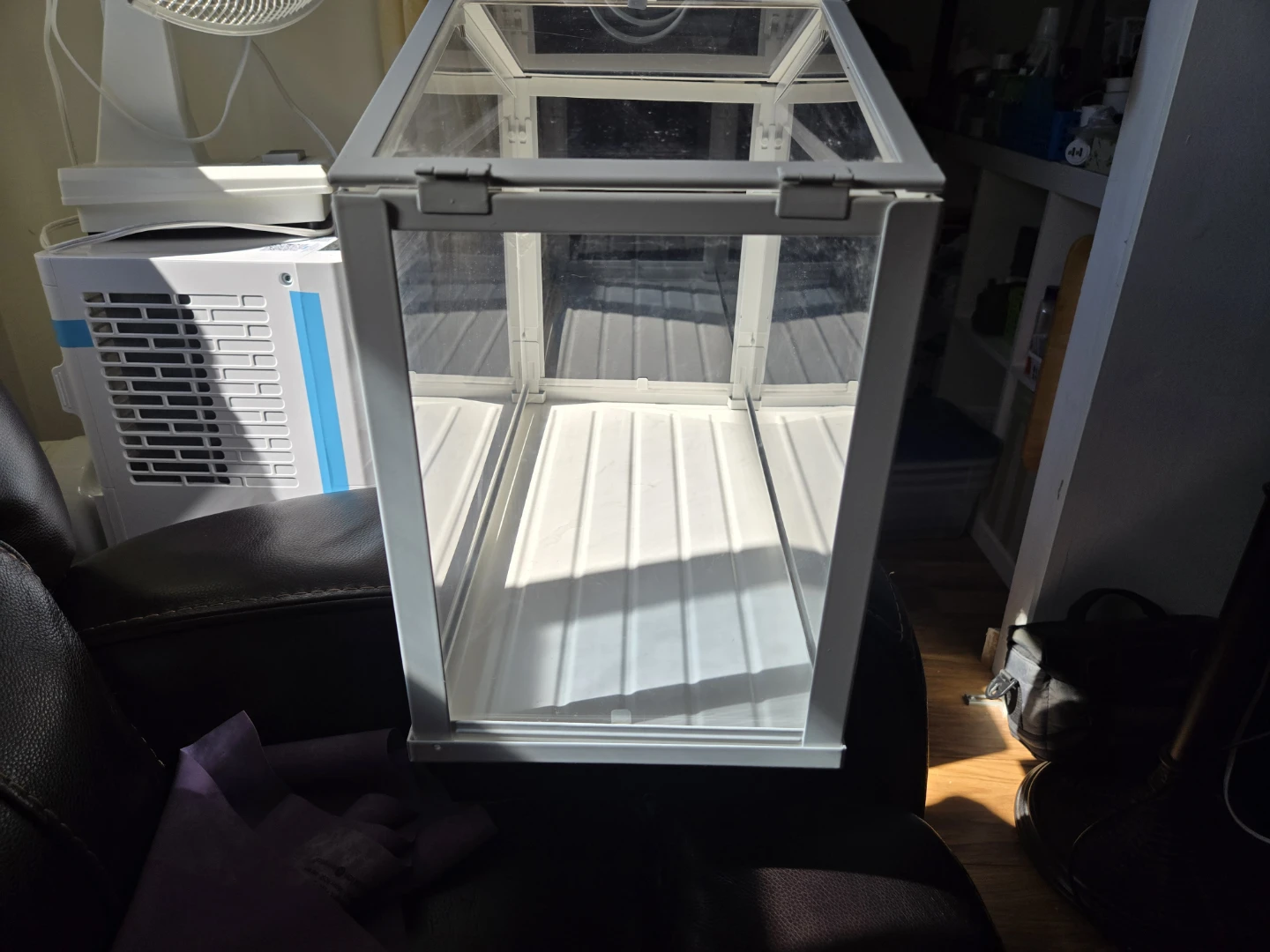 Glass Mini Greenhouse - photo 2