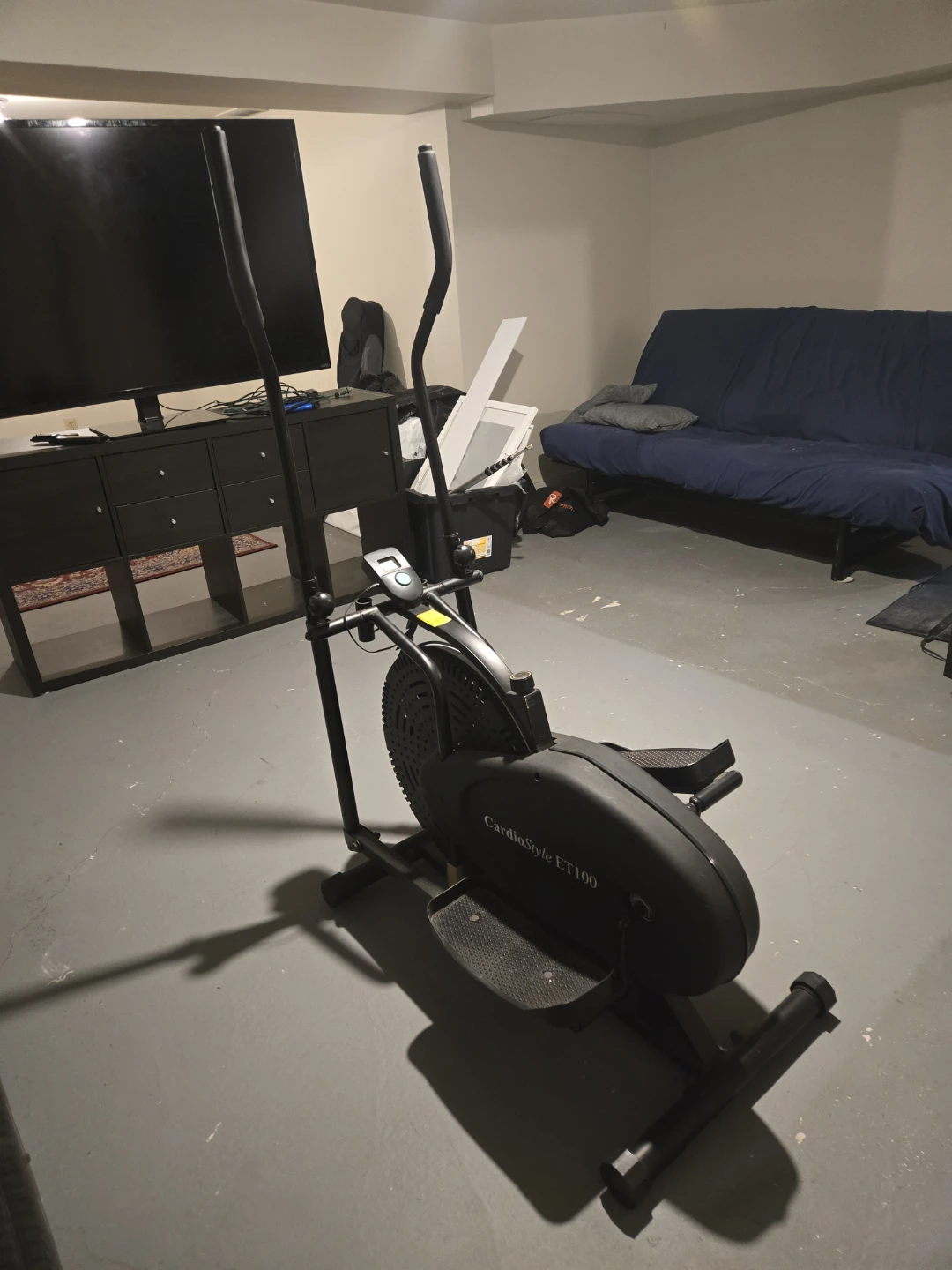 CardioStyle ET100 Elliptical Machine