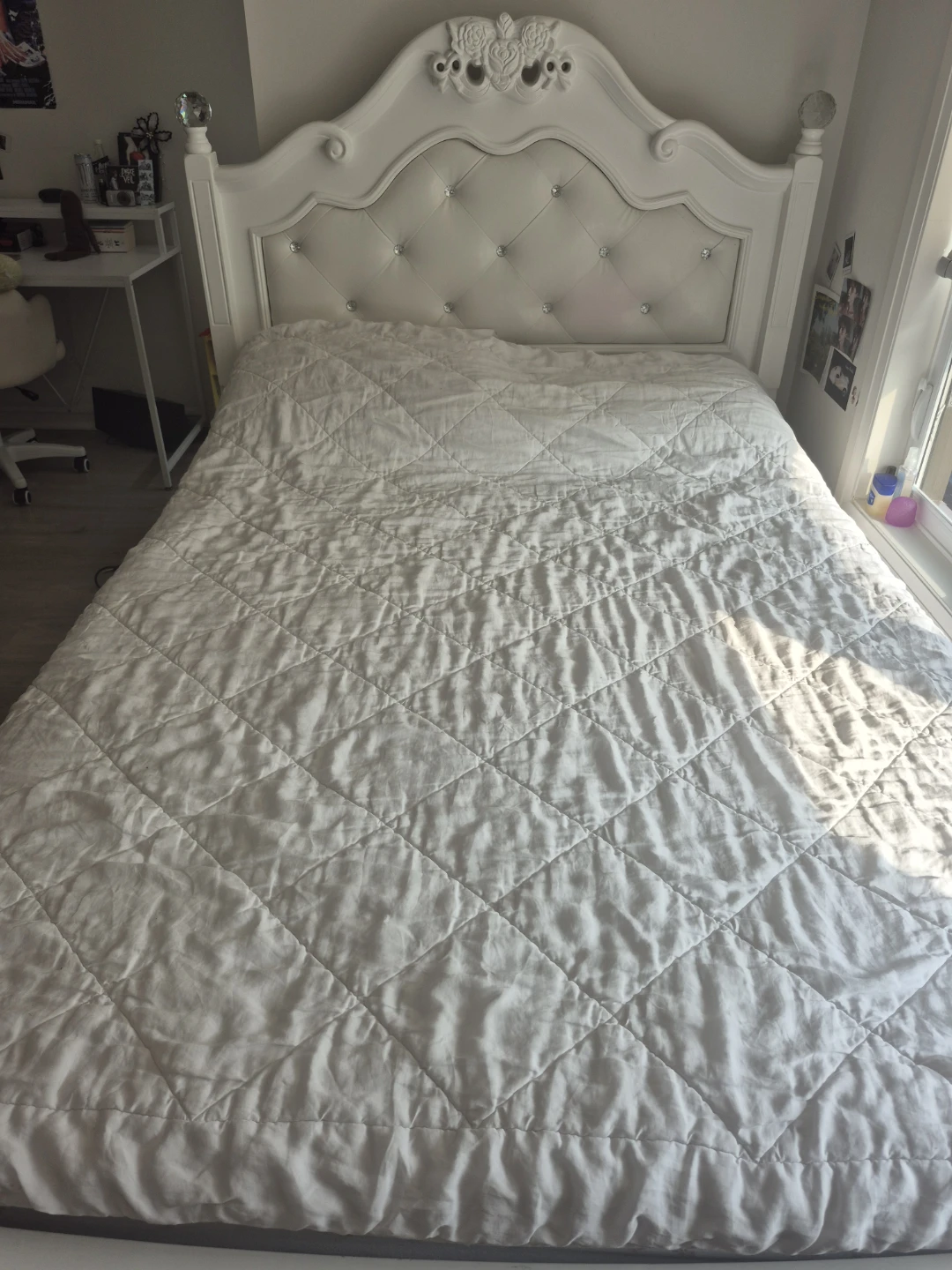White Tufted Headboard Bed Frame with Crystal Accents