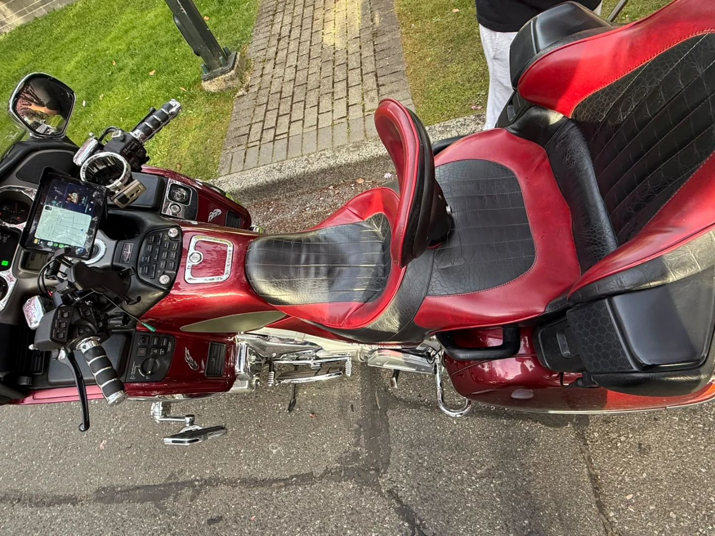 Honda Goldwing GL1800  Motorcycle - photo 3