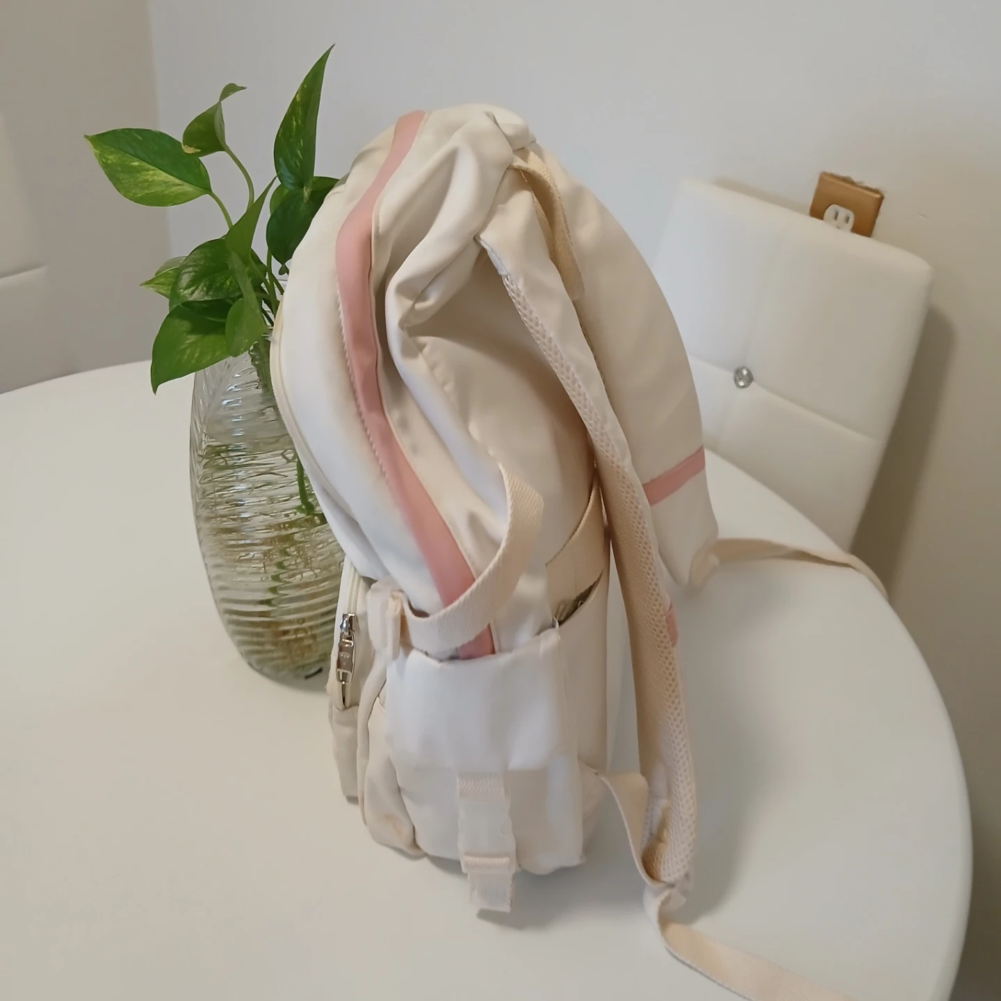 Cream backpack with pink trim - photo 3