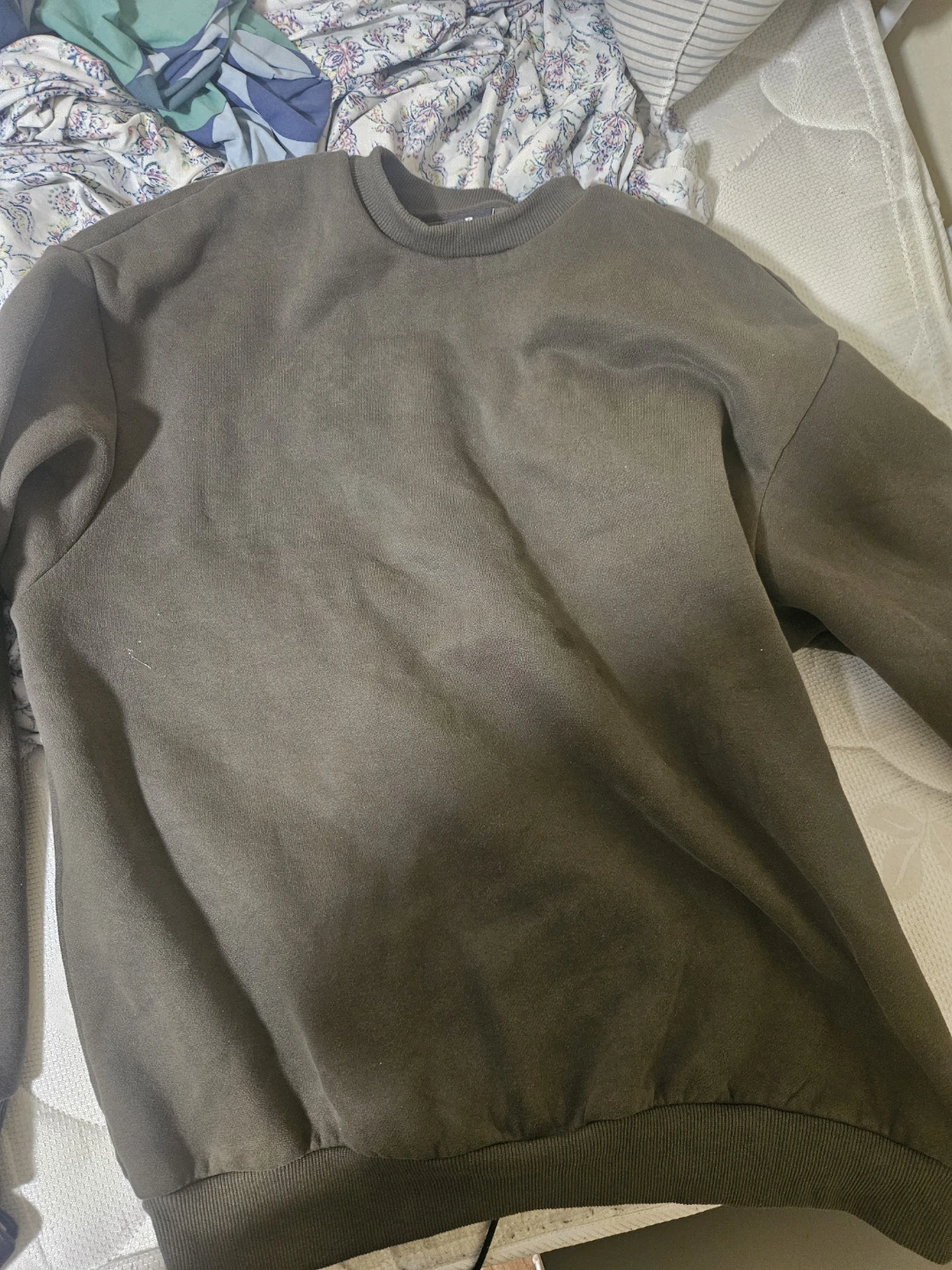 Dark green sweater size L