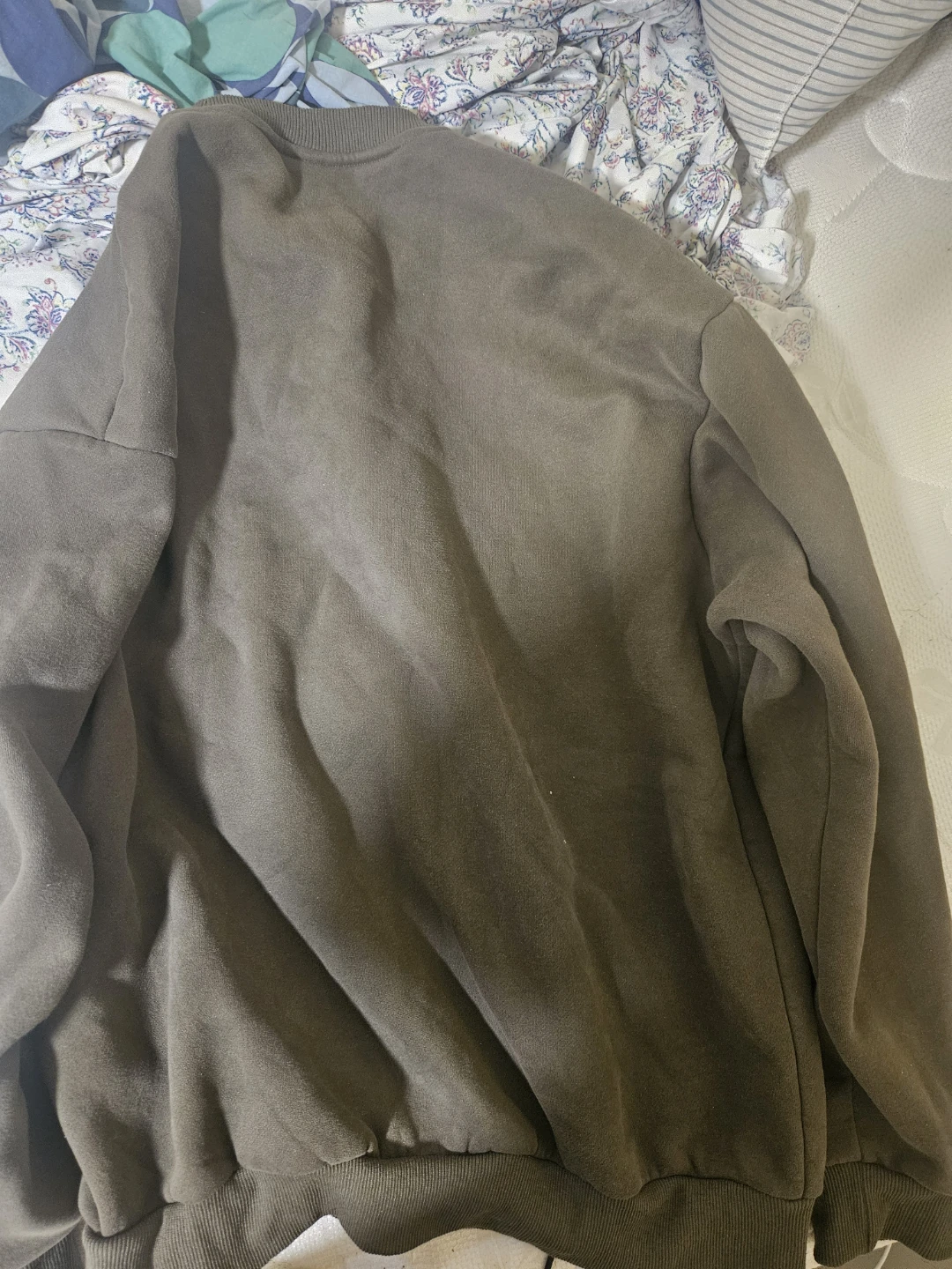 Dark green sweater size L - photo 2
