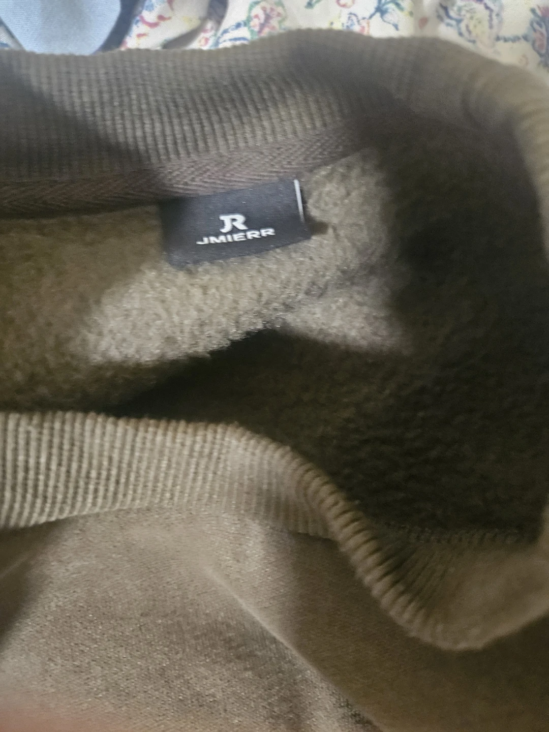 Dark green sweater size L - photo 3