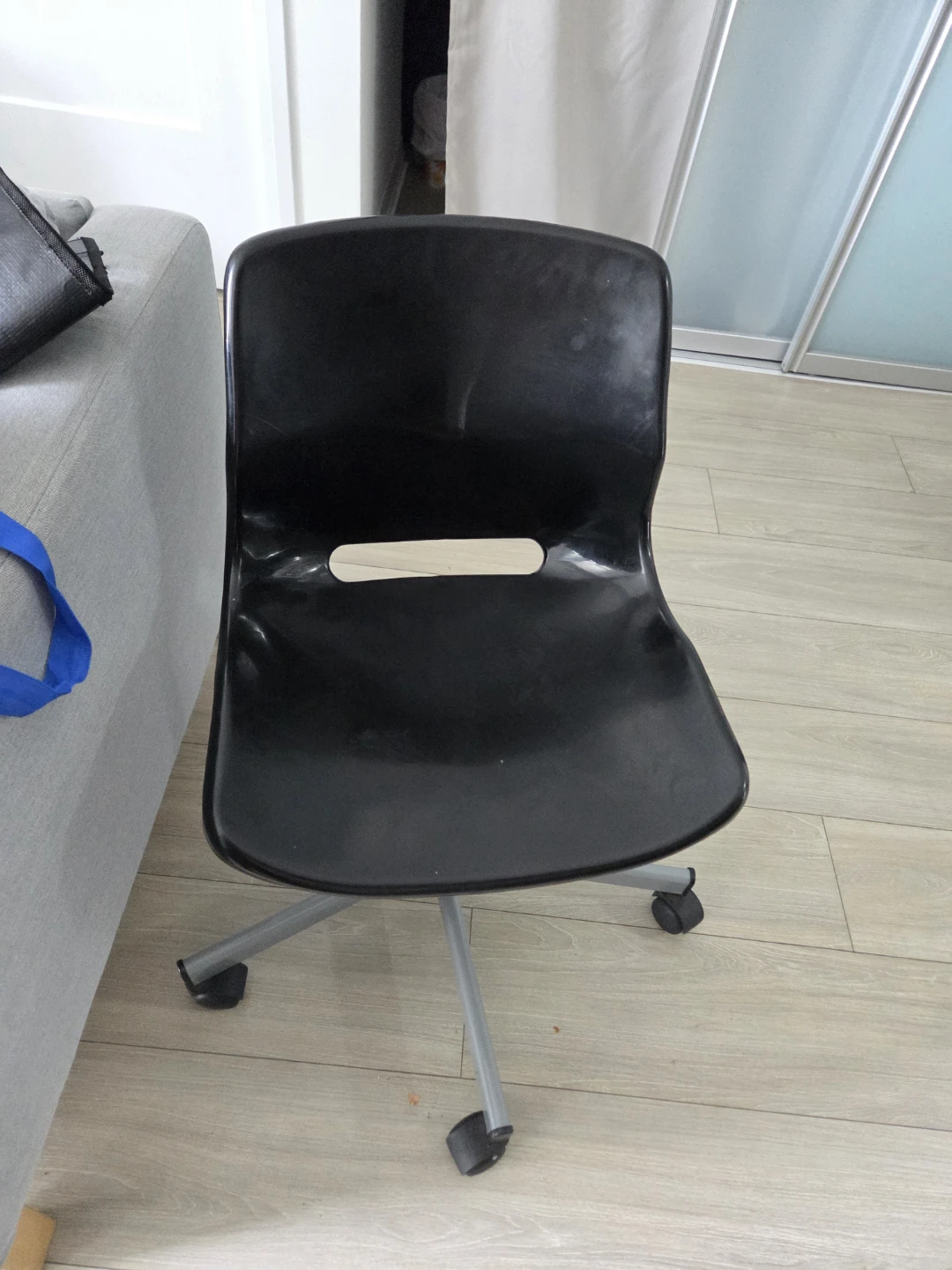 Black Swivel Office Chair - photo 5