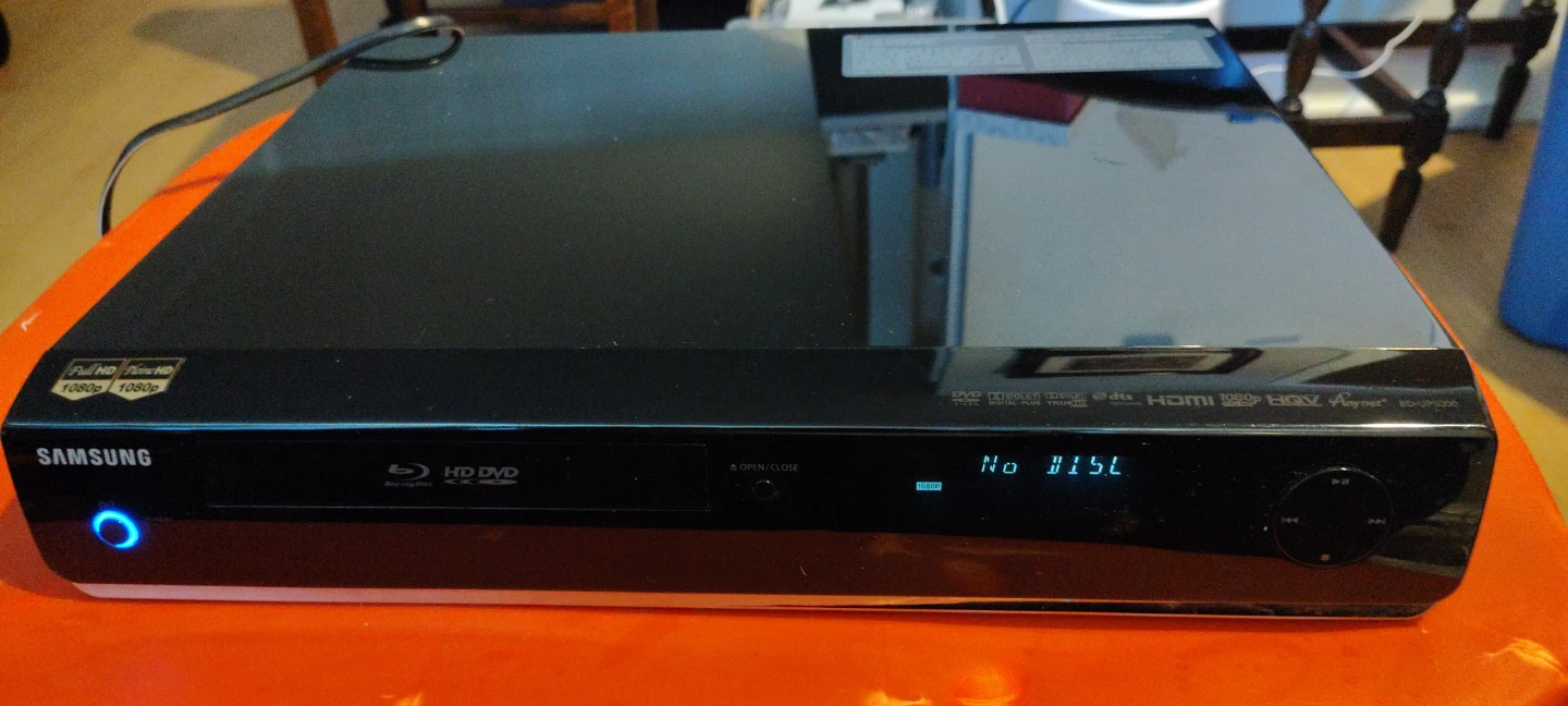 Samsung Blu-Ray Disc Player BD-P5000 - photo 2